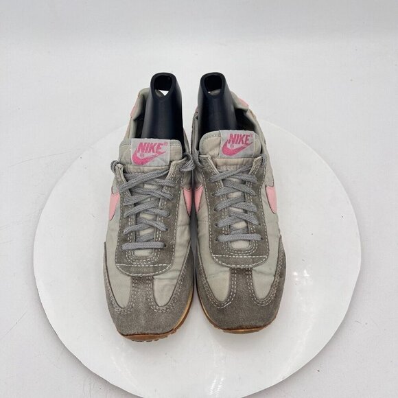 Vintage Nike Training Women Size 5 Grey Pink Suede Sneakers Made in Philippines - Picture 3 of 15